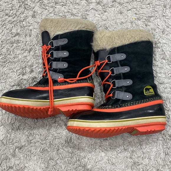 Sorel Womens Winter Boots waterproof (5) - Picture 2 of 10